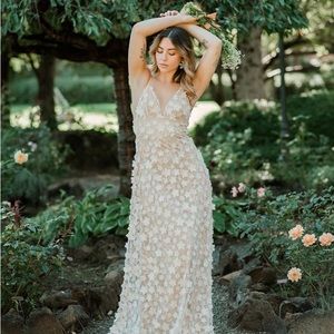 NWT 3D floral dress | Confête